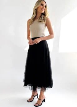 Women Gingham & Heels Skirts><noscript><img width=