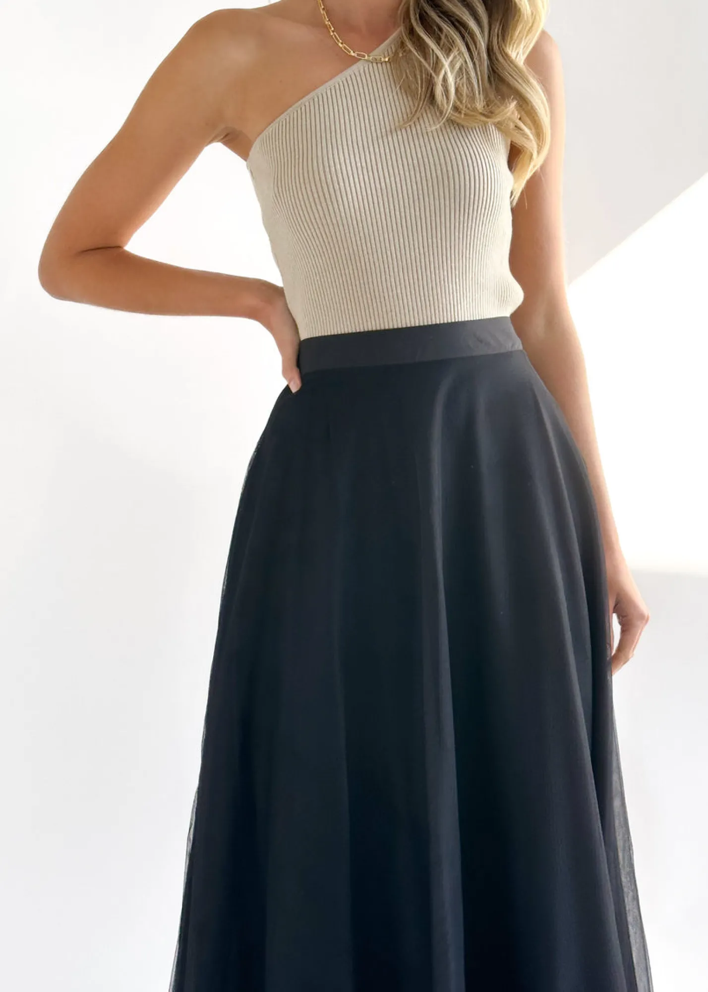 Women Gingham & Heels Skirts>Erline Midi Skirt