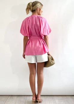 Women Gingham & Heels Blouses><noscript><img width=