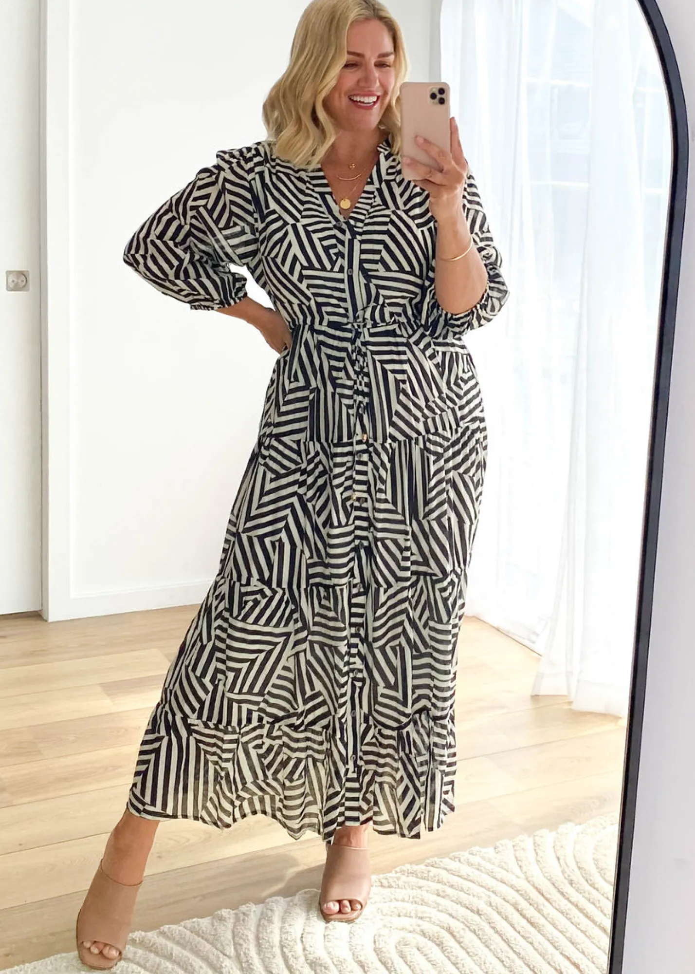 Women Gingham & Heels Midi>Evange Midi Dress