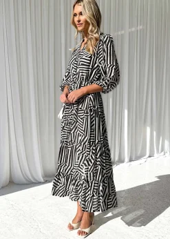 Women Gingham & Heels Midi><noscript><img width=