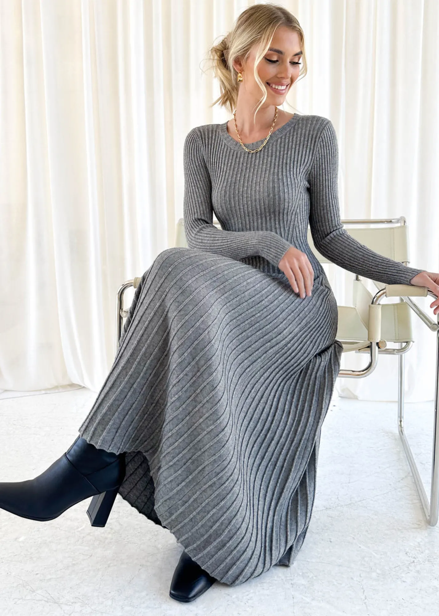 Women Gingham & Heels Knit Dresses>Everly Knit Midi Dress