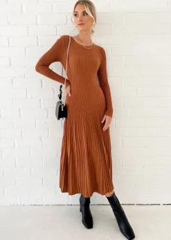 Women Gingham & Heels Knit Dresses>Everly Knit Midi Dress