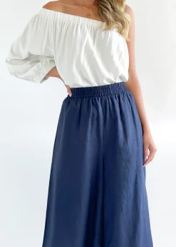 Women Gingham & Heels Pants><noscript><img width=