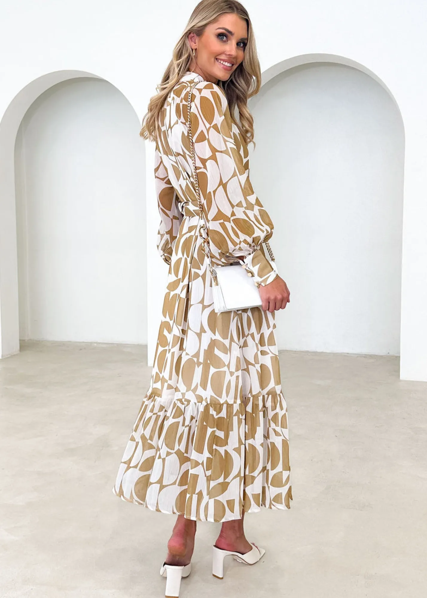 Women Gingham & Heels Midi>Finnian Midi Dress