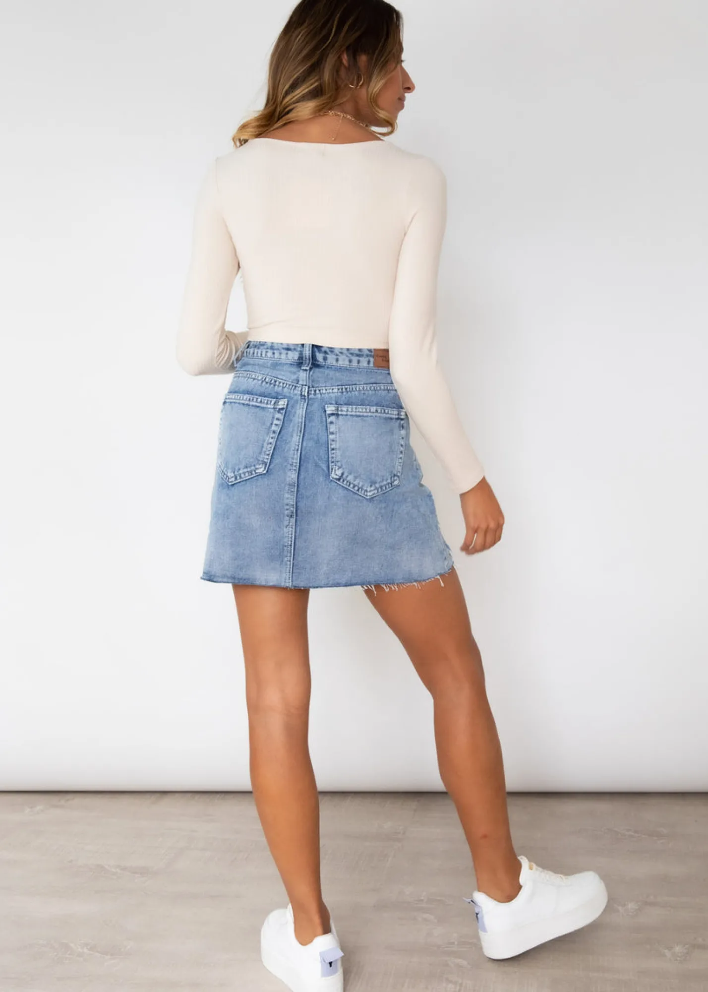 Women Gingham & Heels Crops>Floretta Knit Crop