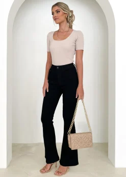 Women Gingham & Heels Jeans><noscript><img width=