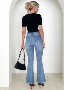 Women Gingham & Heels Jeans><noscript><img width=