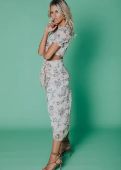 Women Gingham & Heels Skirts><noscript><img width=