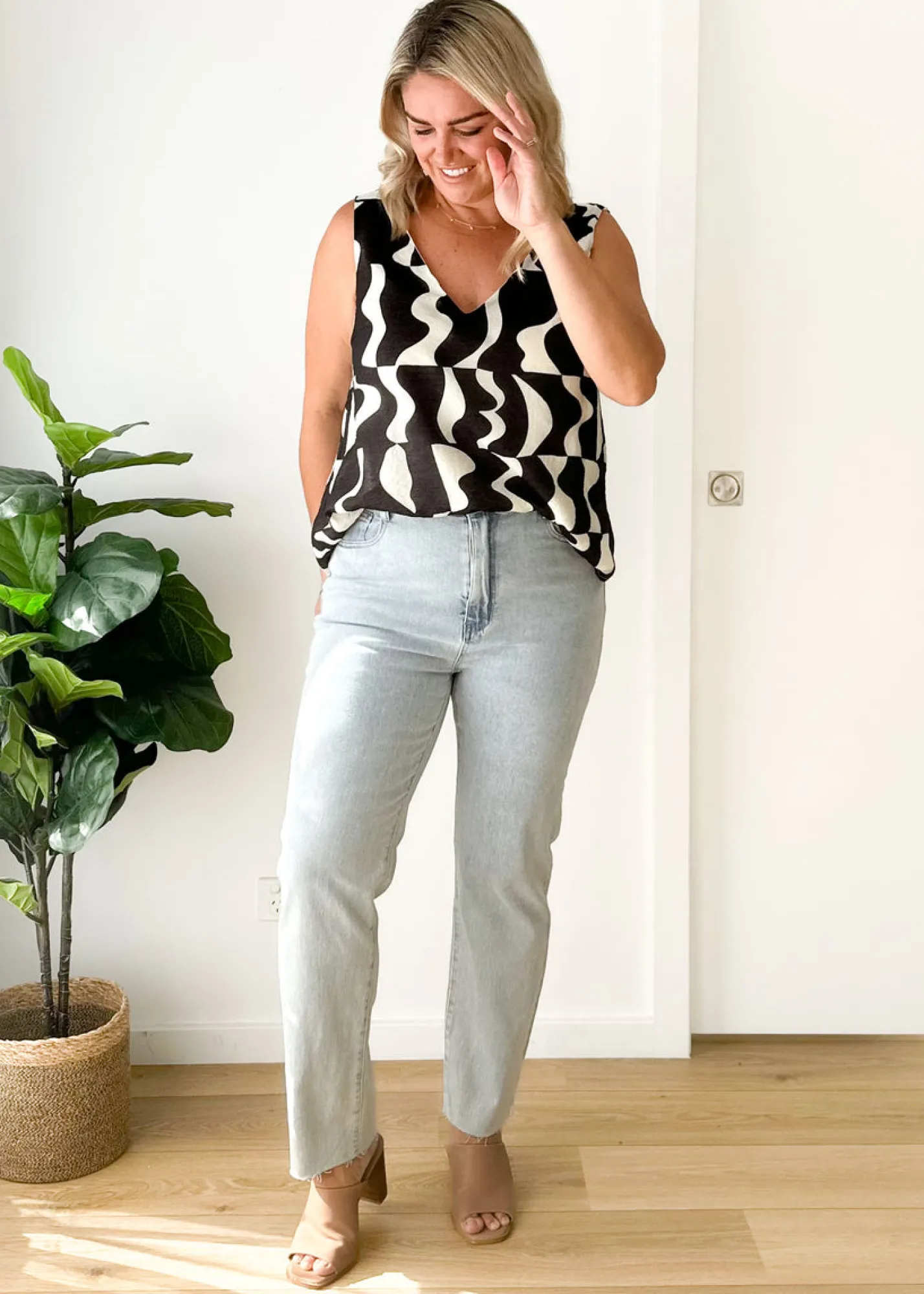 Women Gingham & Heels Singlets/Camis>Hallia Cami