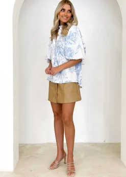 Women Gingham & Heels Blouses><noscript><img width=