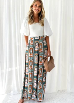 Women Gingham & Heels Pants><noscript><img width=
