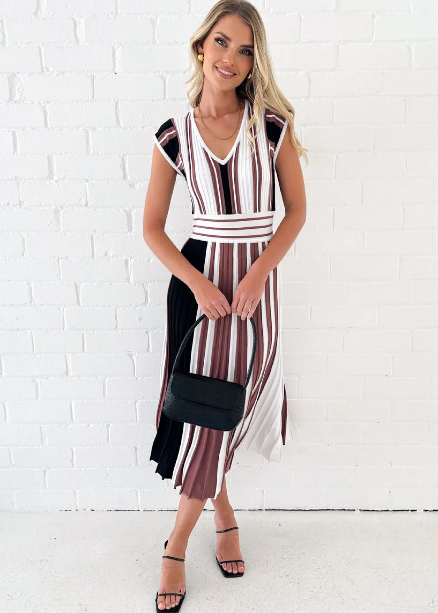 Women Gingham & Heels Midi>Janeve Knit Midi Dress
