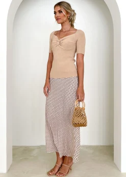 Women Gingham & Heels Basic Tops><noscript><img width=