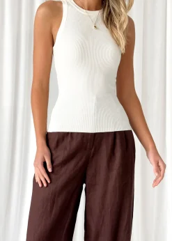 Women Gingham & Heels Basic Tops><noscript><img width=