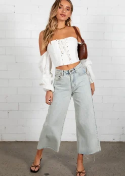 Women Gingham & Heels Crops><noscript><img width=