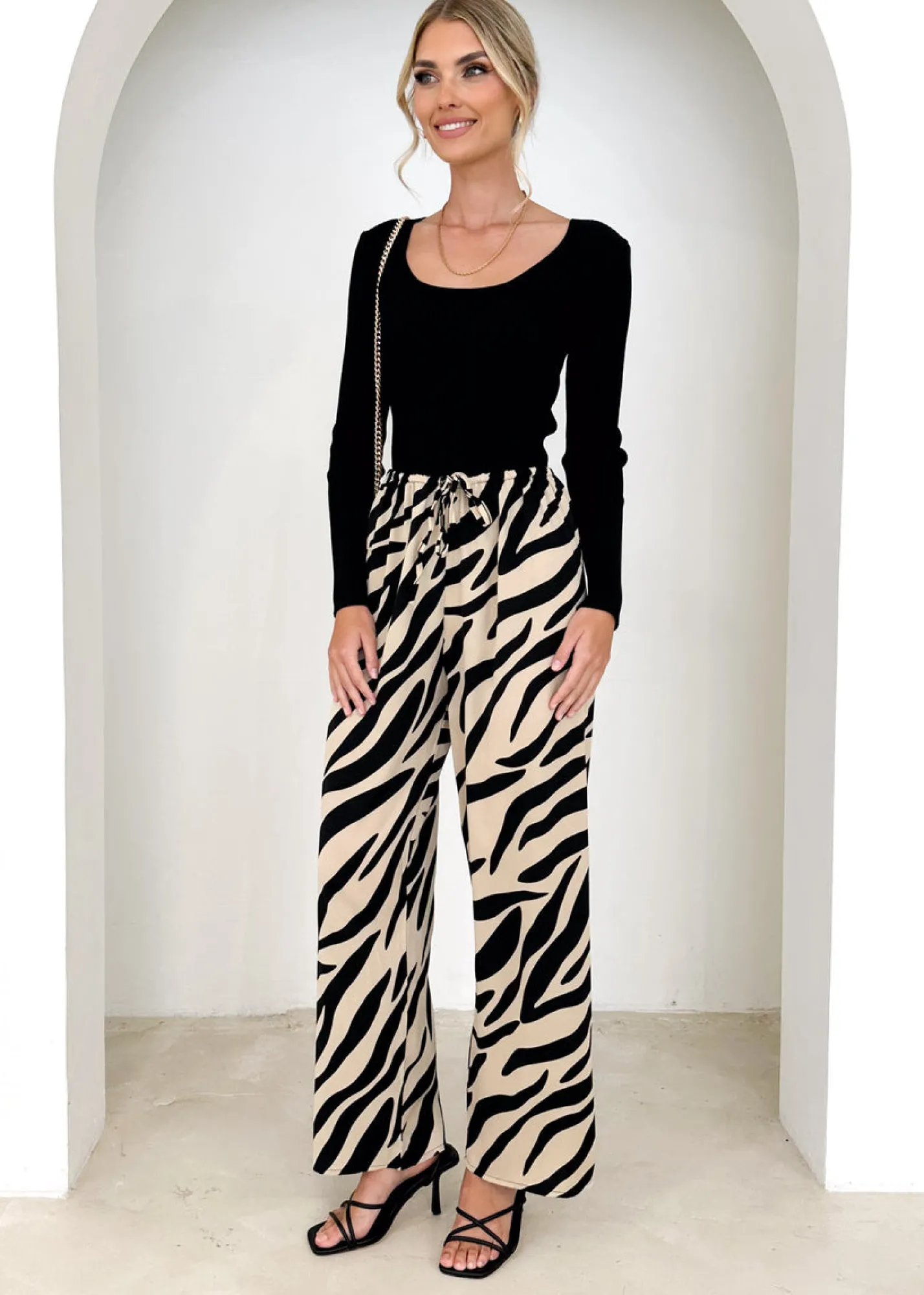 Women Gingham & Heels Sets>Jossin Pants