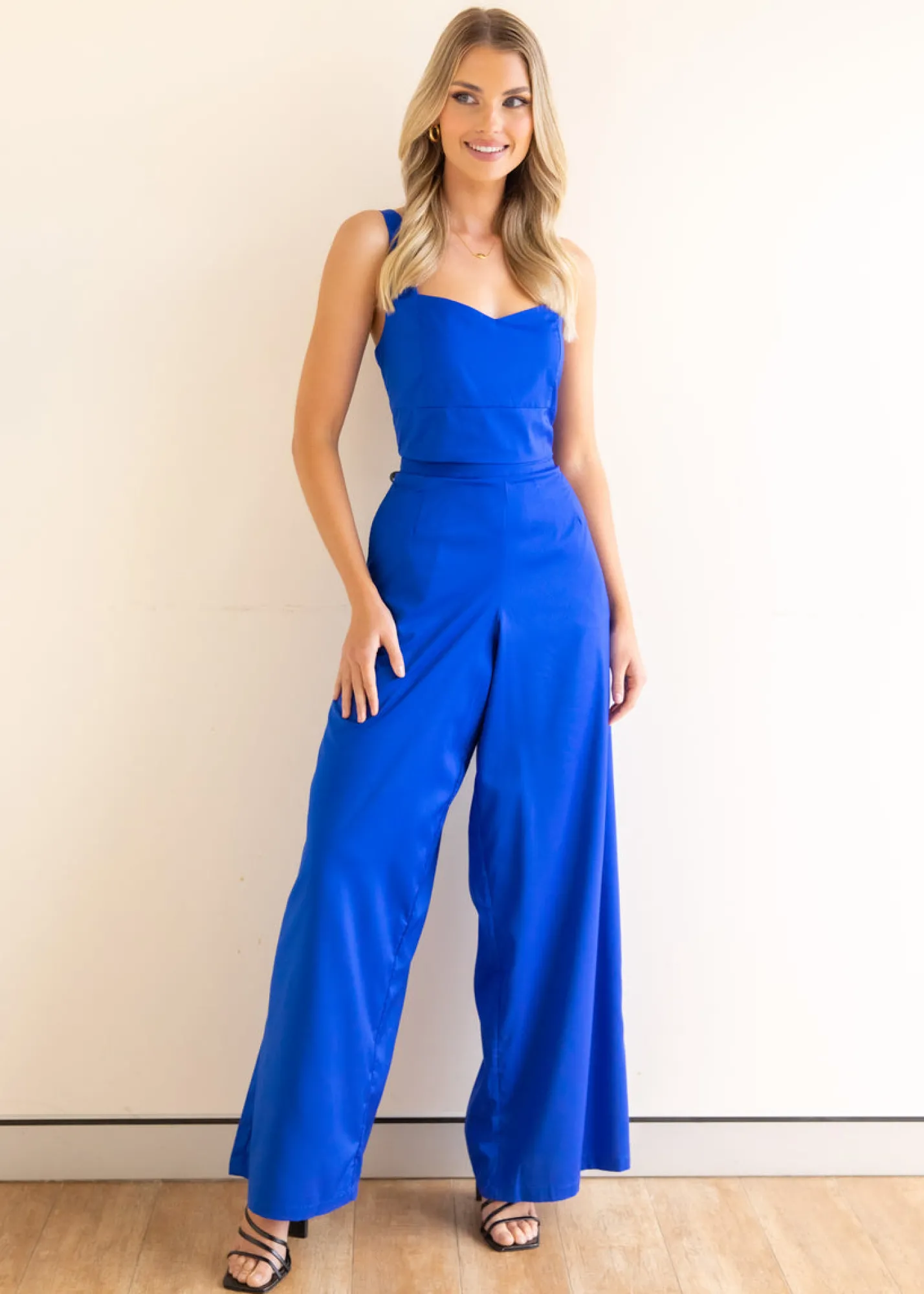 Women Gingham & Heels Sets>Juster Crop
