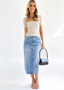 Women Gingham & Heels Knit Tops><noscript><img width=