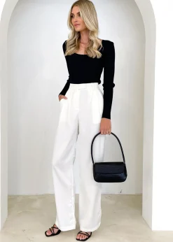 Women Gingham & Heels Pants><noscript><img width=
