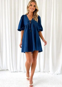Women Gingham & Heels Short><noscript><img width=