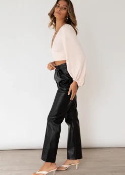 Women Gingham & Heels Crops><noscript><img width=