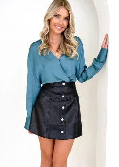 Women Gingham & Heels Blouses><noscript><img width=