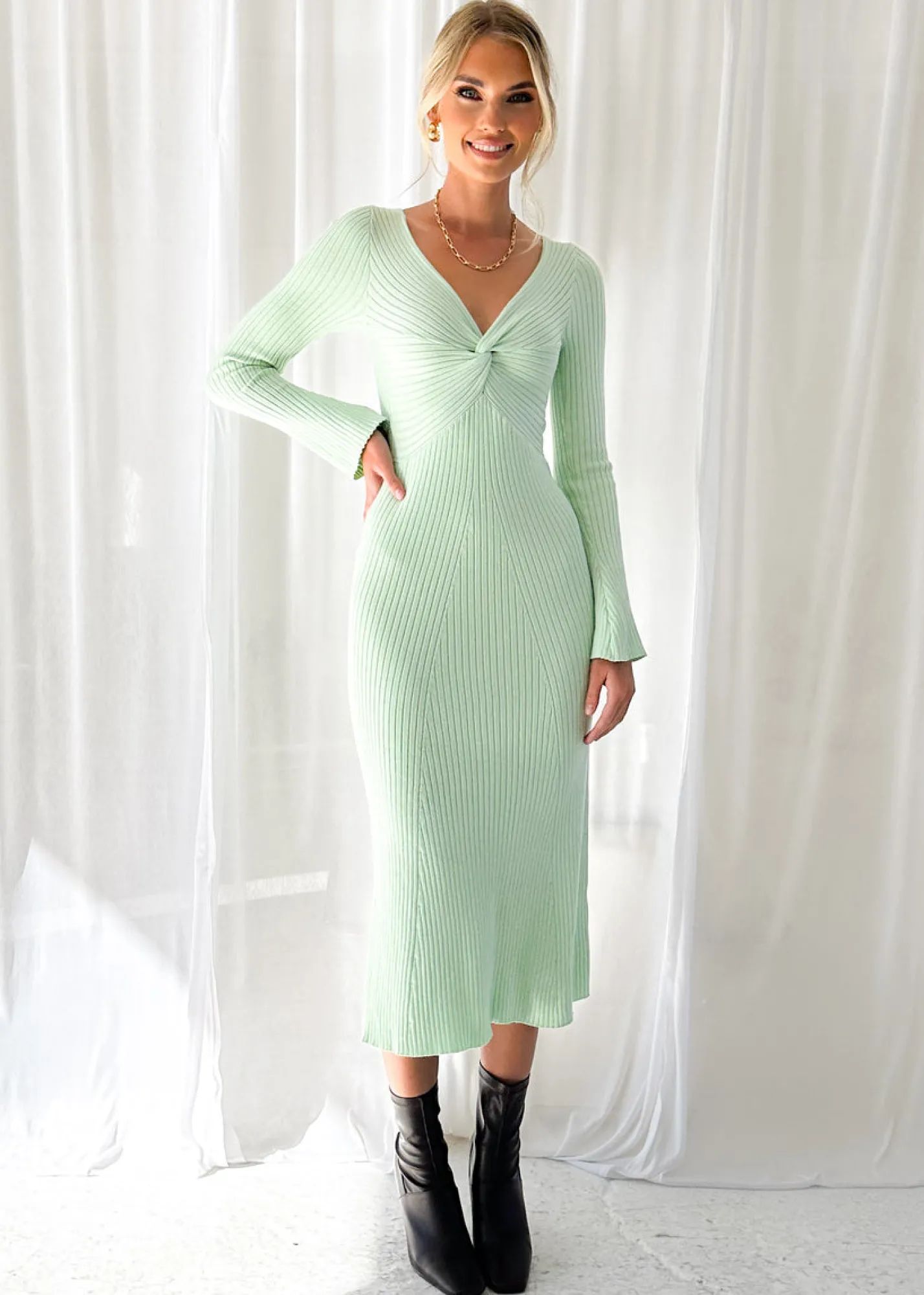 Women Gingham & Heels Knit Dresses>Kyiah Knit Midi Dress