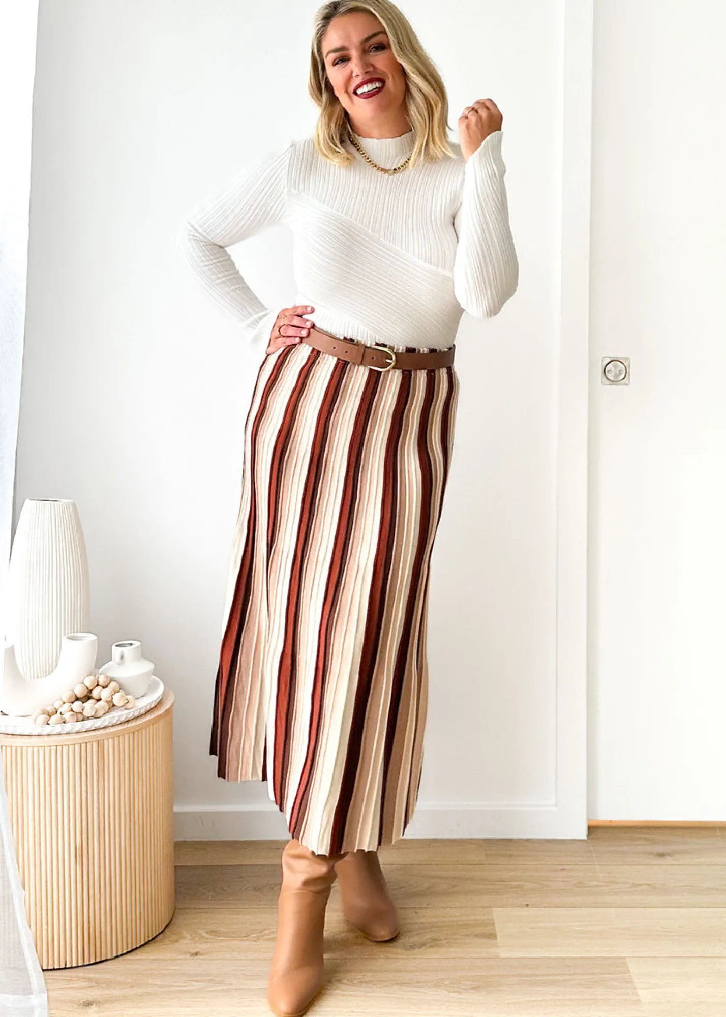 Women Gingham & Heels Knit Bottoms>Kylee Knit Midi Skirt