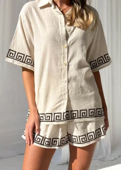 Women Gingham & Heels Short><noscript><img width=