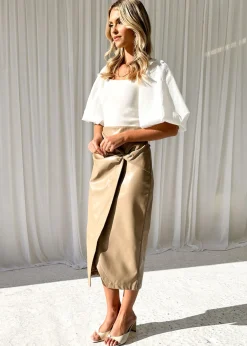 Women Gingham & Heels Skirts><noscript><img width=