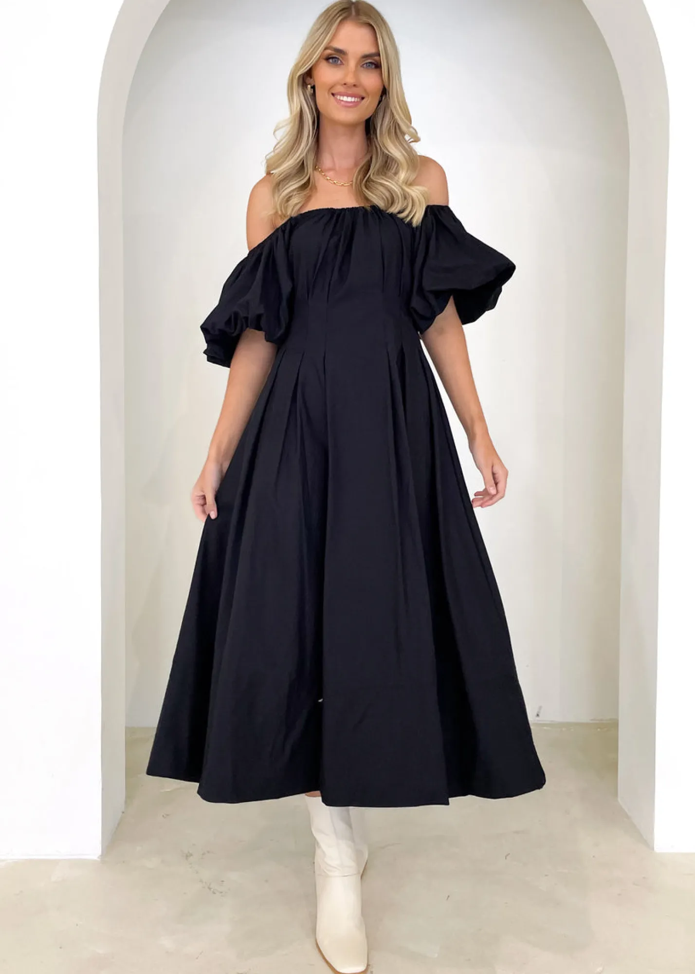 Women Gingham & Heels Maxi>Lessey Off Shoulder Maxi Dress