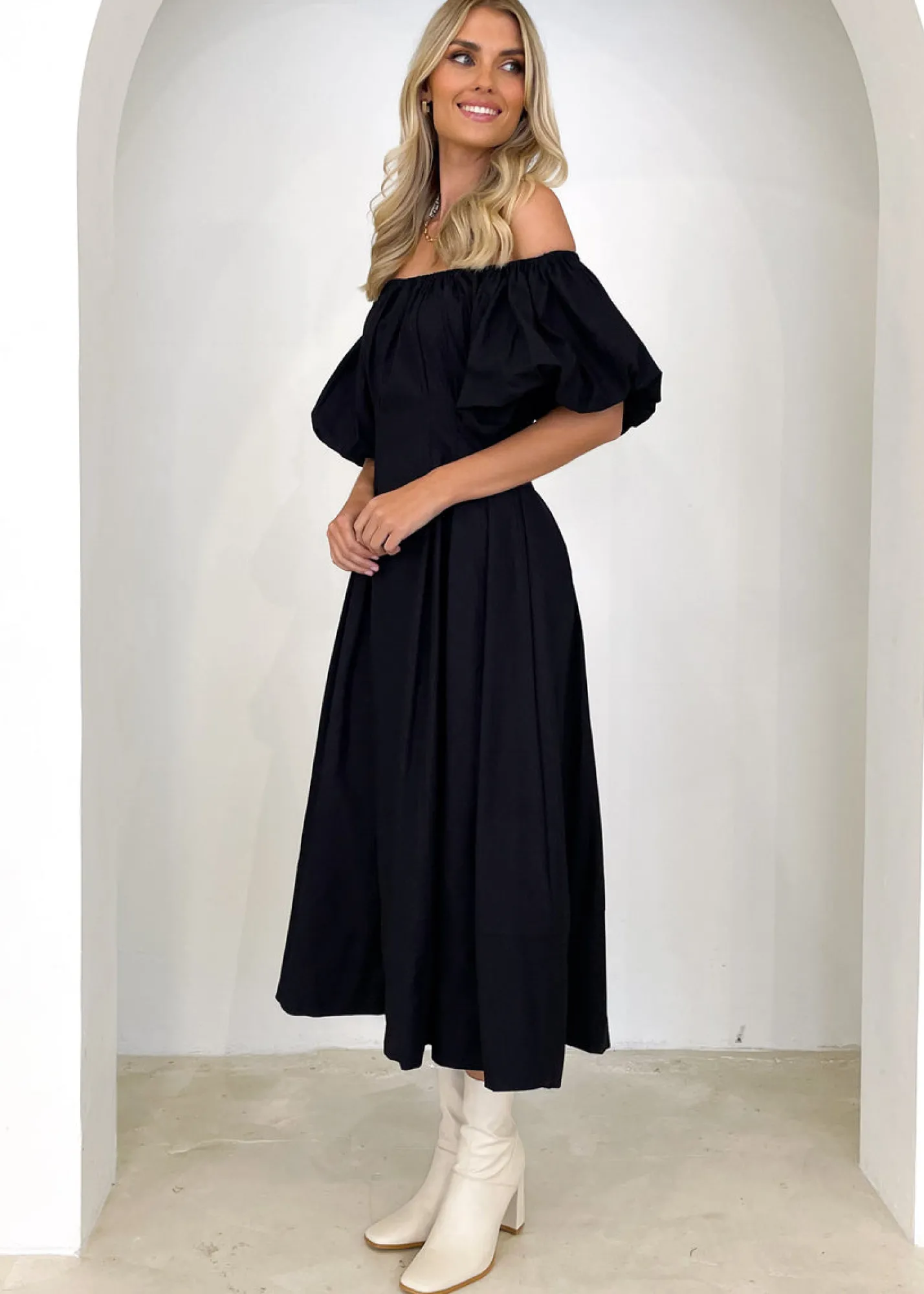 Women Gingham & Heels Maxi>Lessey Off Shoulder Maxi Dress