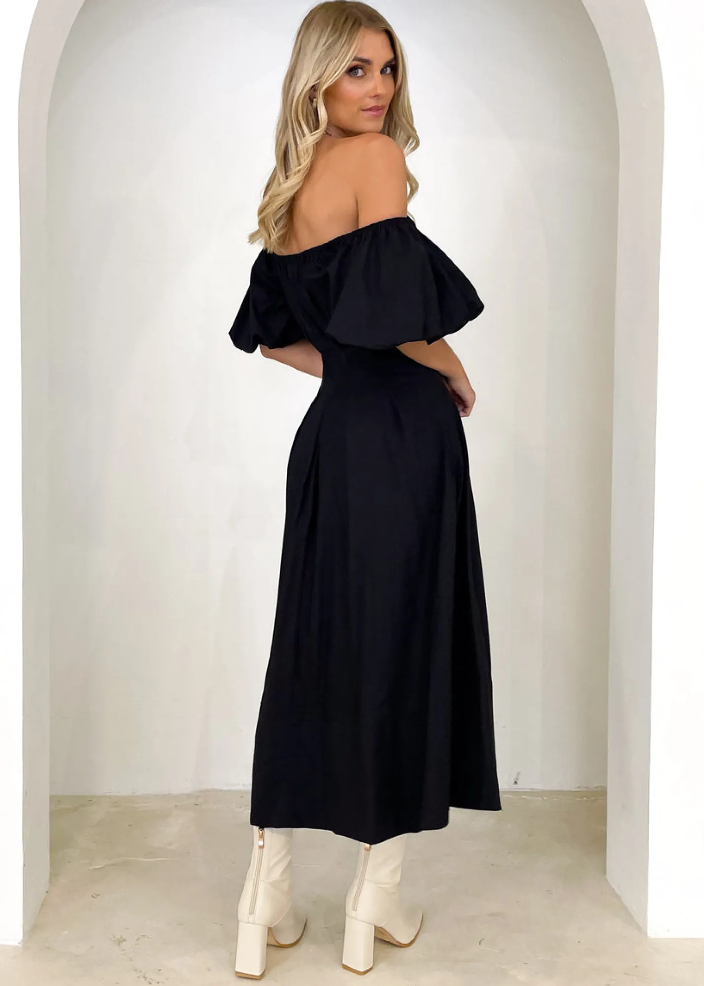 Women Gingham & Heels Maxi>Lessey Off Shoulder Maxi Dress