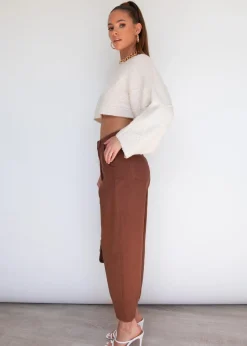 Women Gingham & Heels Crops><noscript><img width=