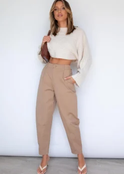 Women Gingham & Heels Crops><noscript><img width=