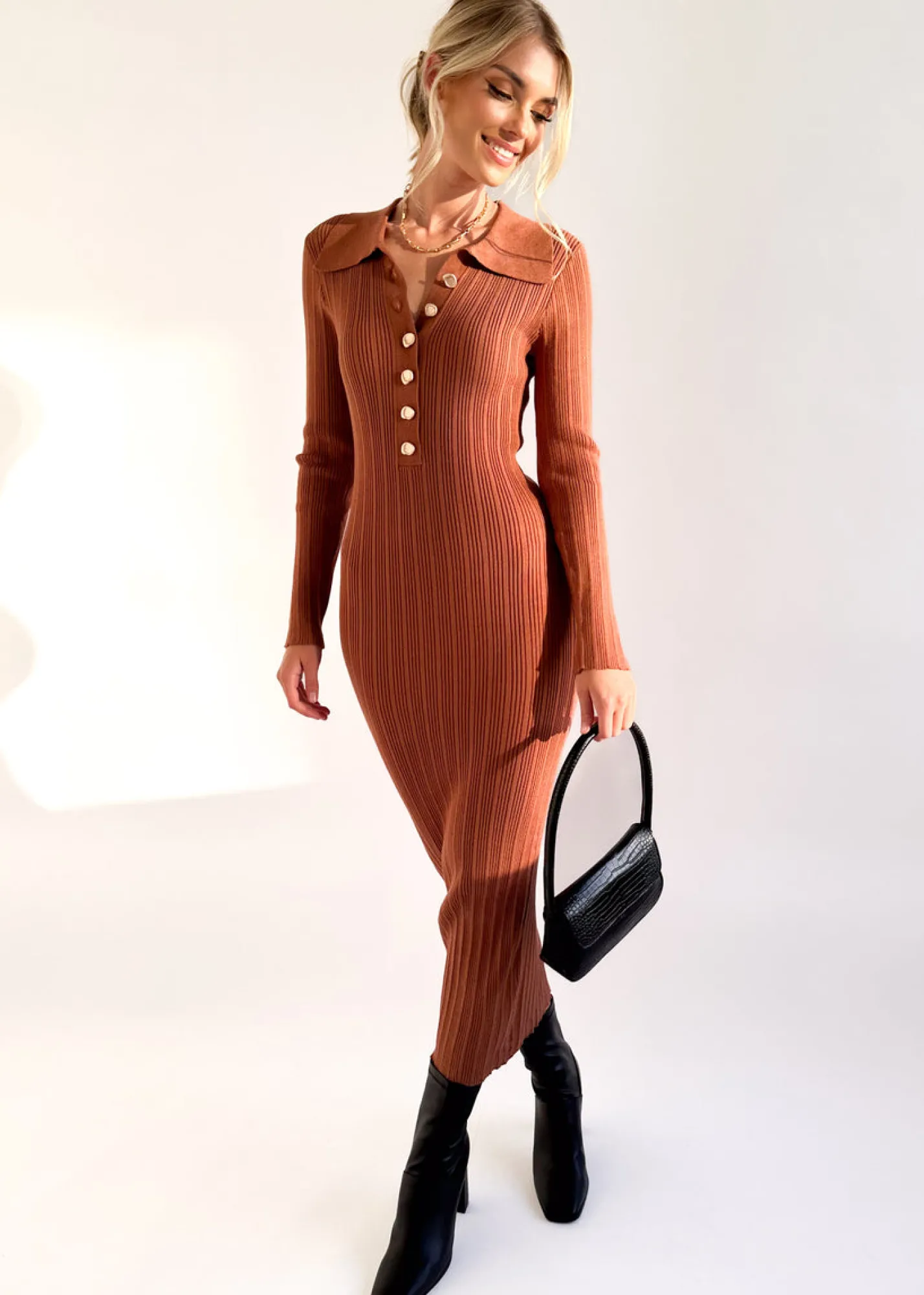 Women Gingham & Heels Knit Dresses>Linnie Knit Midi Dress