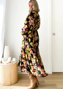 Women Gingham & Heels Maxi><noscript><img width=