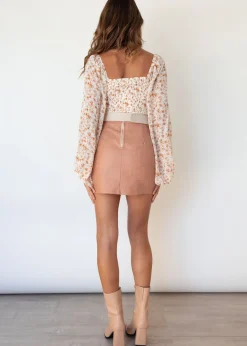 Women Gingham & Heels Blouses><noscript><img width=