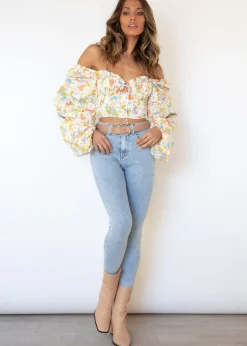 Women Gingham & Heels Crops>Love Nest Crop Blouse