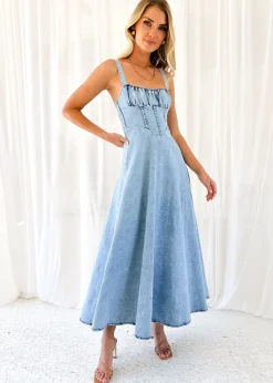 Women Gingham & Heels Midi><noscript><img width=