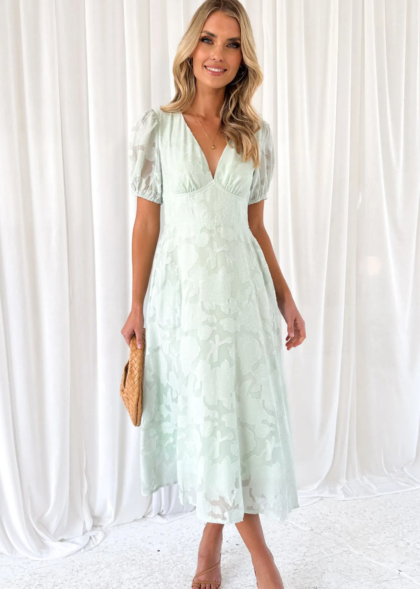 Women Gingham & Heels Midi>Mabbel Midi Dress