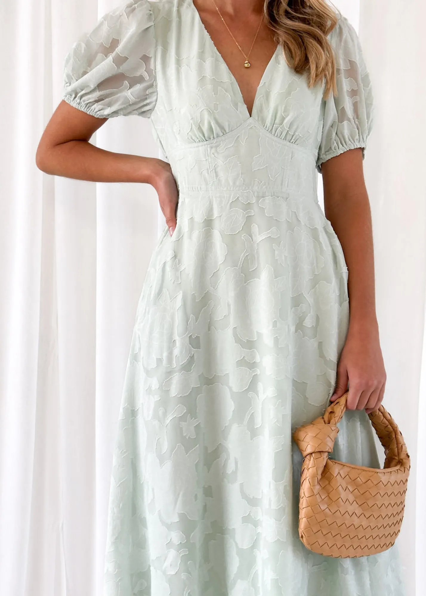 Women Gingham & Heels Midi>Mabbel Midi Dress