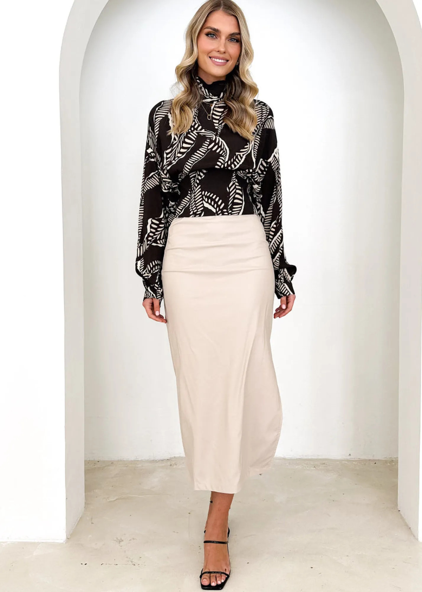 Women Gingham & Heels Blouses>Manisha Blouse