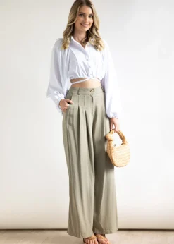 Women Gingham & Heels Crops><noscript><img width=