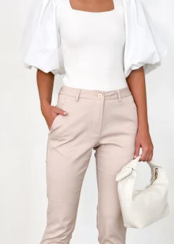 Women Gingham & Heels Pants><noscript><img width=