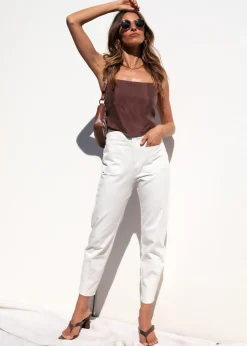 Women Gingham & Heels Crops><noscript><img width=