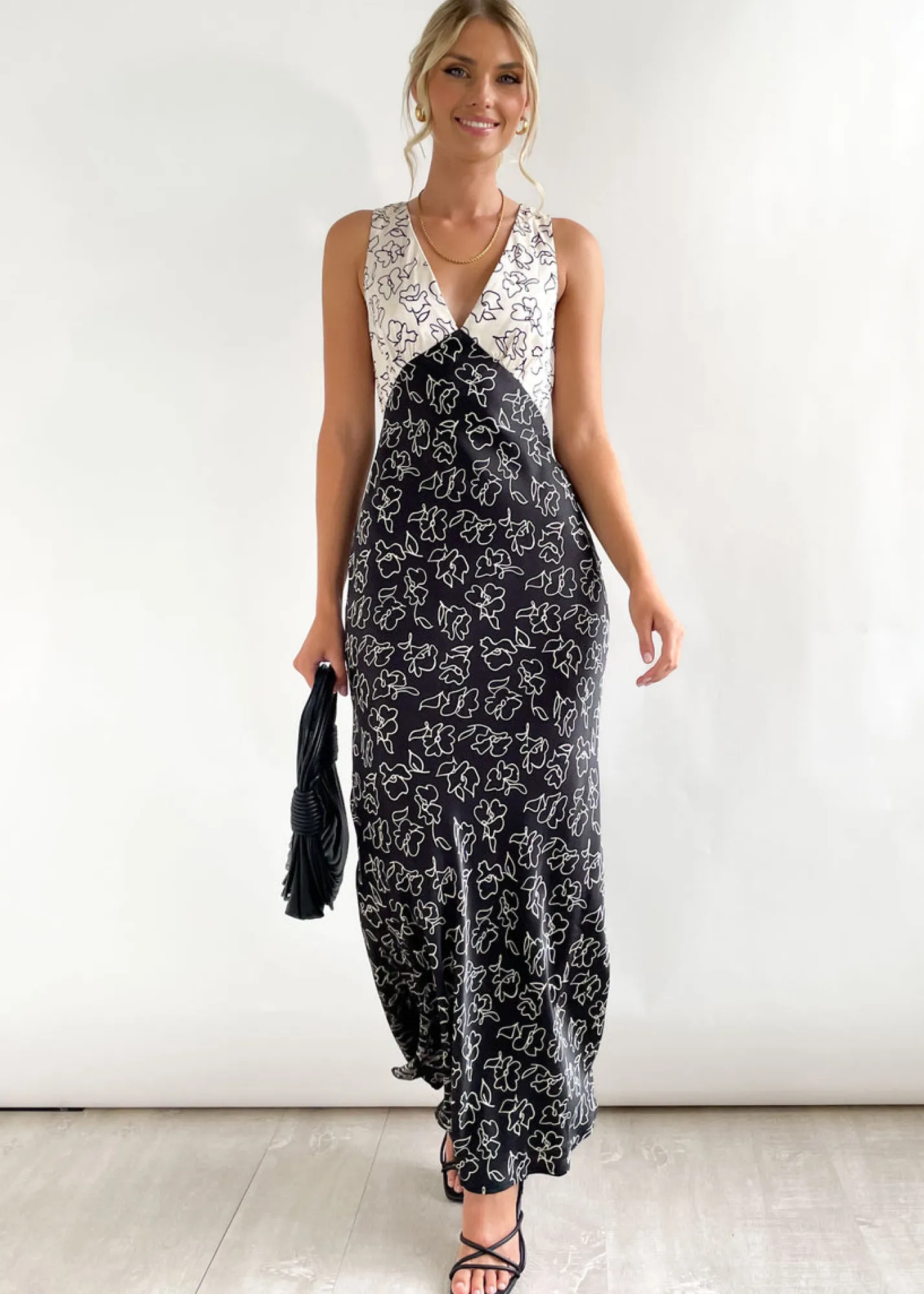Women Gingham & Heels Maxi>Mikka Maxi Dress