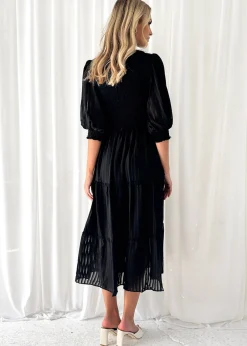 Women Gingham & Heels Midi><noscript><img width=