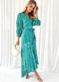 Women Gingham & Heels Midi><noscript><img width=